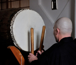 chant cérémonie méditation zen tambour