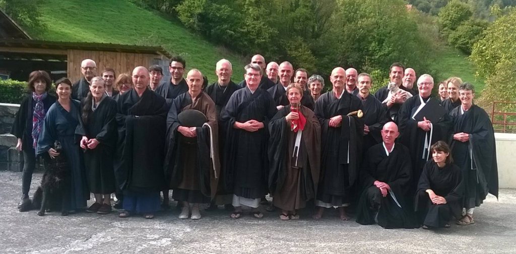 La sangha du Dojo Zen de Toulouse en sesshin